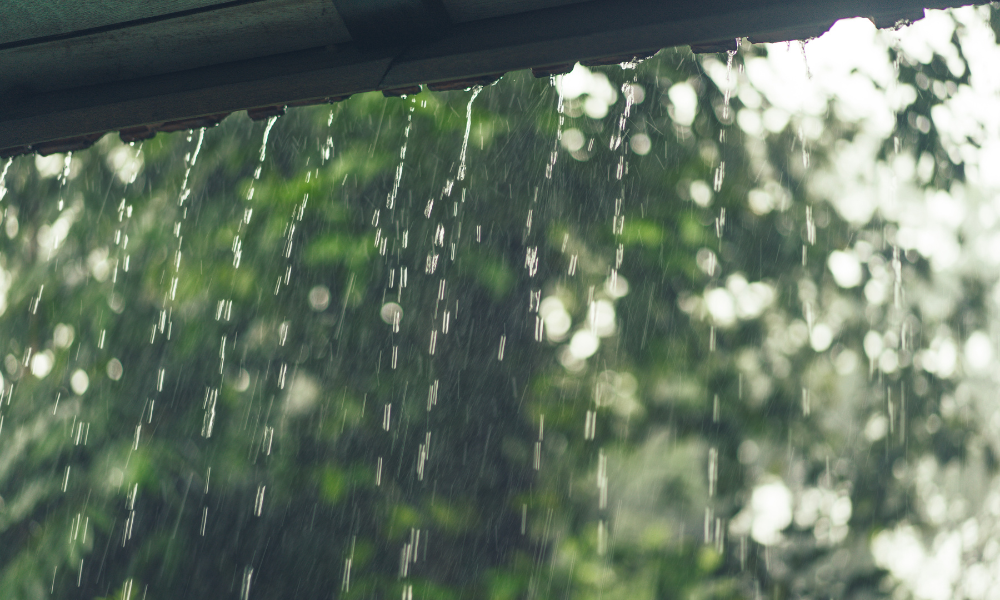 雨漏りが発生する