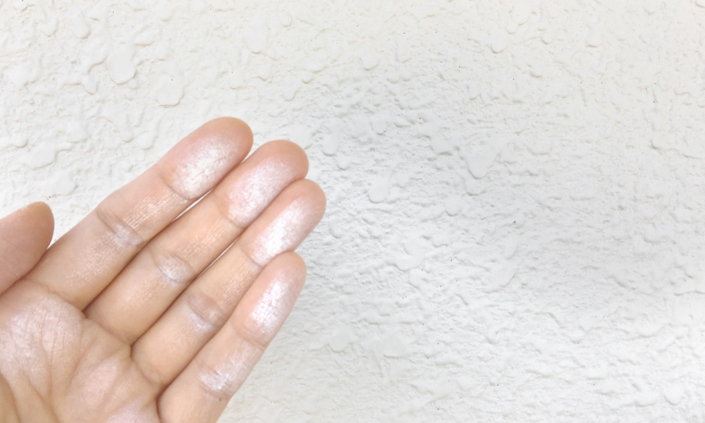 外壁の劣化を表す画像